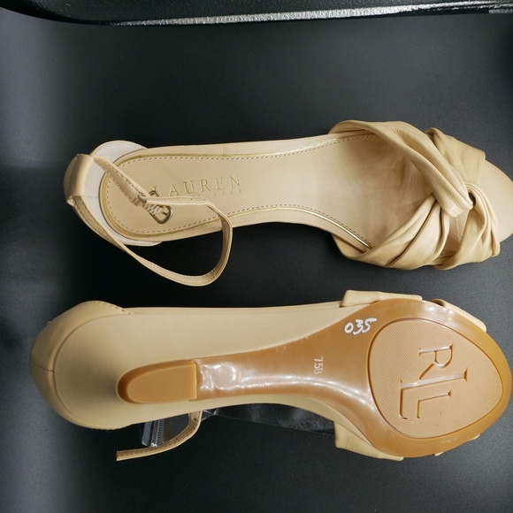Ralph Lauren Sandals, new, never worn, size 7.5 B, - Picture 5 of 6